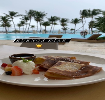 <p>Доброе вкусное утро в Доминикане 🍉🍌🍍🥑
Пусть Ваше утро начинается с солнца и моря, радостных мыслей и чувства блаженства, вкусного завтрака и спокойствия, что никуда не надо спешить 🌴☀️<p>