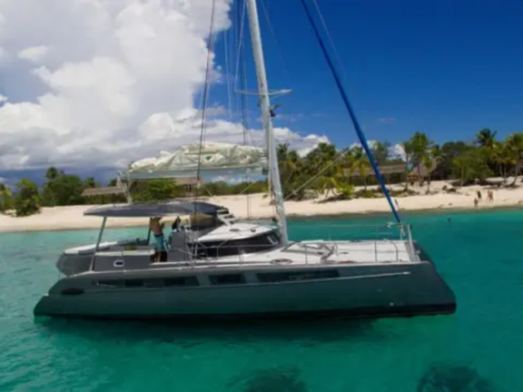 CATAMARAN LOSE 50