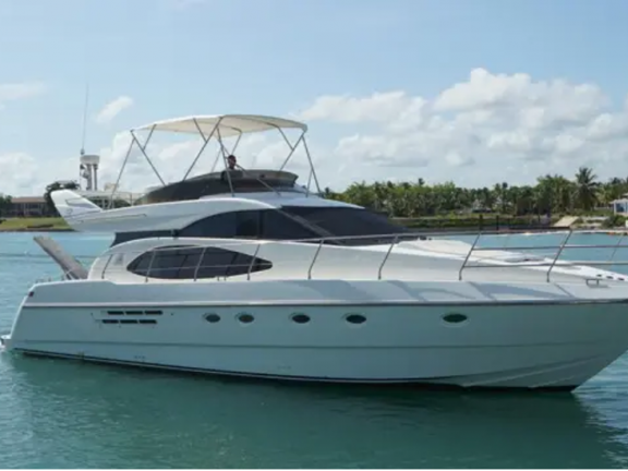 AZIMUT 52